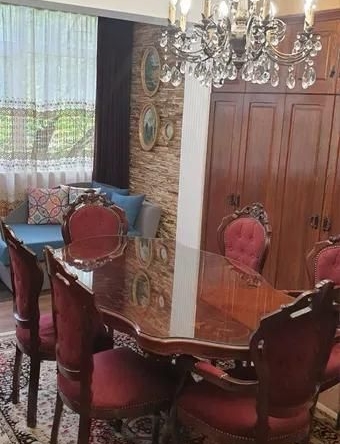 Дава се под наем Тристаен апартамент в Пловдив, Център - 86 кв.м за 375 € - Снимка #1