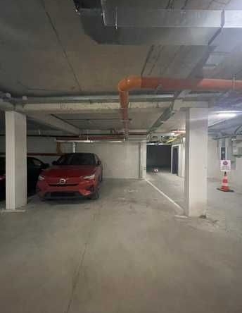 Гараж / Паркомясто в София, Кръстова вада - 16 кв.м за 2188 €/кв.м - Снимка #1