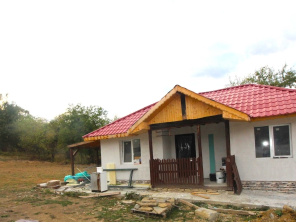 Къща в с. Камещица, Област Габрово - 40 кв.м за 1020 €/кв.м - Снимка #1