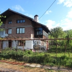 Къща в с. Гъбене, Област Габрово - 210 кв.м за 389 €/кв.м - Снимка #1