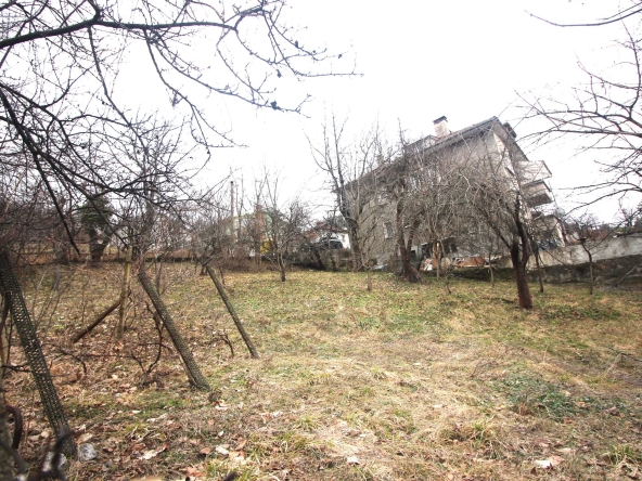 Парцел в Габрово, Център - 532 кв.м за 53 €/кв.м - Снимка #1