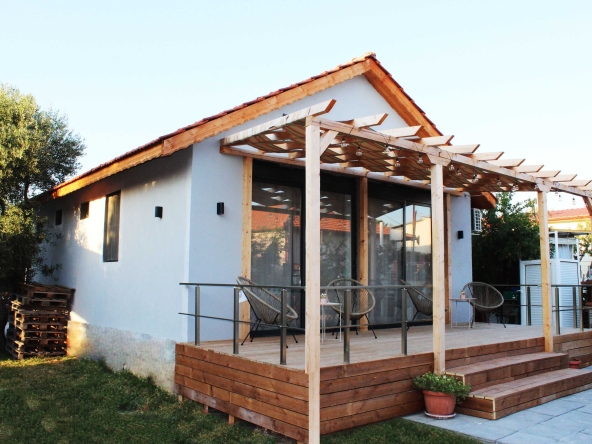 Дава се под наем Къща в София, Зона Б-18 - 72 кв.м за 159585.63 € - Снимка #1