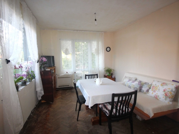 Етаж от къща в Габрово, Център - 102 кв.м за 625 €/кв.м - Снимка #1