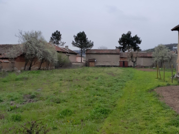 Парцел в Монтана, Пъстрина - 840 кв.м за 9 €/кв.м - Снимка #1