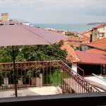 Дава се под наем Етаж от къща в Созопол - 150 кв.м за 147.9 € - Снимка #1