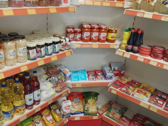 Магазин в Перник, Изток - 35 кв.м за 510 €/кв.м - Снимка #1