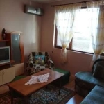 Дава се под наем Етаж от къща в Бургас, Лазур - 65 кв.м за 190 € - Снимка #1