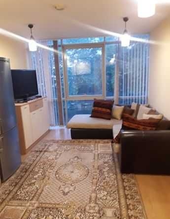 Дава се под наем Тристаен апартамент в Бургас, Център - 100 кв.м за 178.5 € - Снимка #1