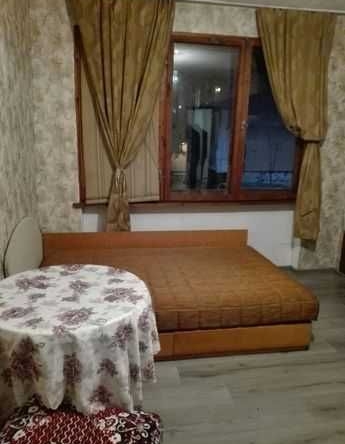 Дава се под наем Двустаен апартамент в Бургас, Изгрев - 50 кв.м за 150 € - Снимка #1