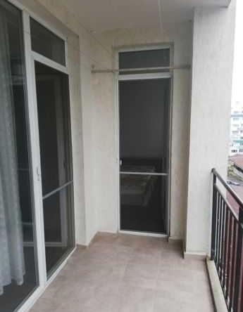 Дава се под наем Двустаен апартамент в Бургас, Меден рудник - зона В - 70 кв.м за 150 € - Снимка #1