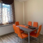 Дава се под наем Тристаен апартамент в София, Витоша - 80 кв.м за 716 € - Снимка #1