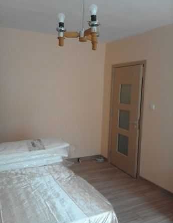 Дава се под наем Двустаен апартамент в Бургас, Възраждане - 42 кв.м за 150 € - Снимка #1