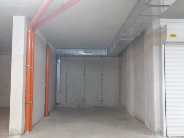 Гараж / Паркомясто в София, Връбница 2 - 22 кв.м за 811 €/кв.м - Снимка #1