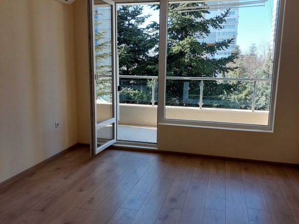 Дава се под наем Двустаен апартамент в Варна, Левски - 54 кв.м за 408 € - Снимка #1