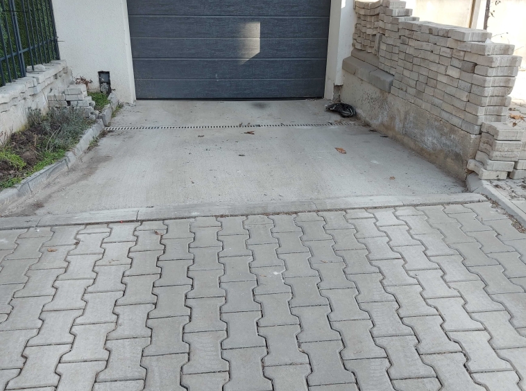 Дава се под наем Гараж / Паркомясто в София, Надежда 1 - 14 кв.м за 99.45 € - Снимка #1