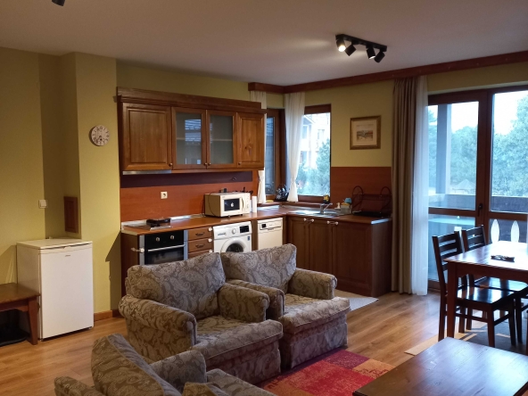 Двустаен апартамент в Разлог - 75 кв.м за 1007 €/кв.м - Снимка #1