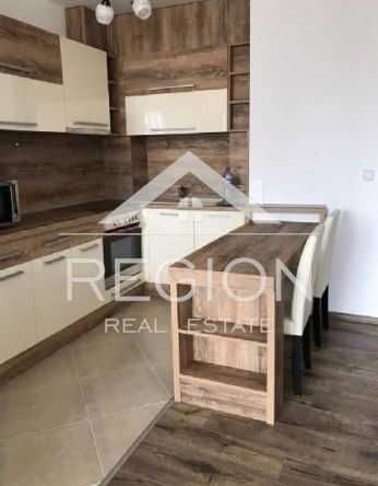 Дава се под наем Двустаен апартамент в Варна, Лятно кино Тракия - 65 кв.м за 357 € - Снимка #1