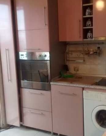 Дава се под наем Двустаен апартамент в София, Център - 84 кв.м за 498.27 € - Снимка #1