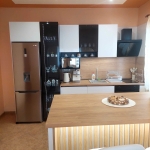 Дава се под наем Етаж от къща в Поморие - 70 кв.м за 71.4 € - Снимка #1