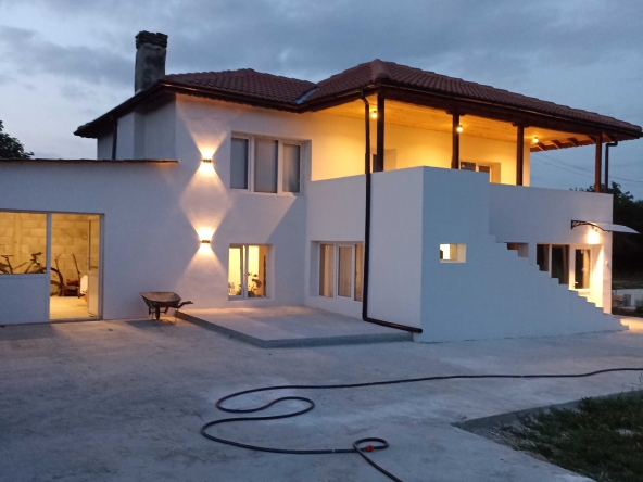 Къща в с. Николаевка, Област Варна - 130 кв.м за 962 €/кв.м - Снимка #1