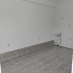 Дава се под наем Магазин в Велико Търново, Център - 15 кв.м за 86.7 € - Снимка #1