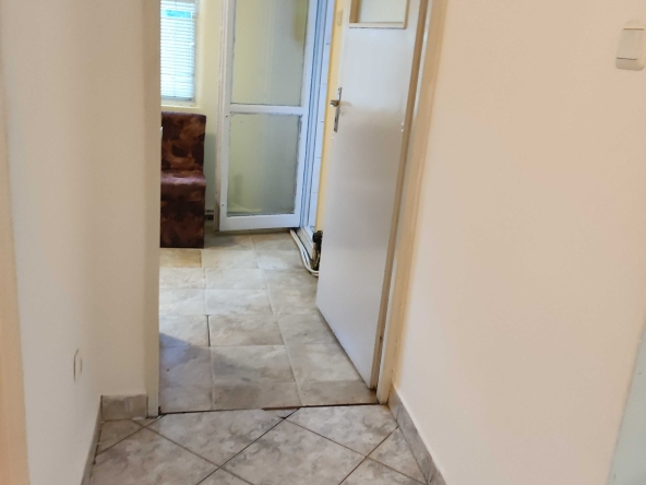 Тристаен апартамент в Добрич, Дружба 3 - 98 кв.м за 755 €/кв.м - Снимка #1