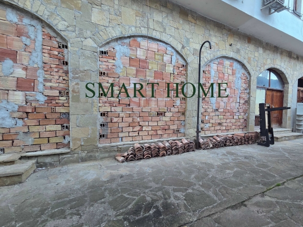 Магазин в Велико Търново, Асенов - 195 кв.м за 231 €/кв.м - Снимка #1