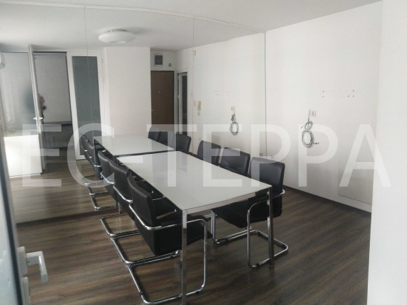 Дава се под наем Офис в София, Лозенец - 30 кв.м за 357 € - Снимка #1