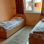 Дава се под наем Къща в Банкя - 60 кв.м за 727.77 € - Снимка #1