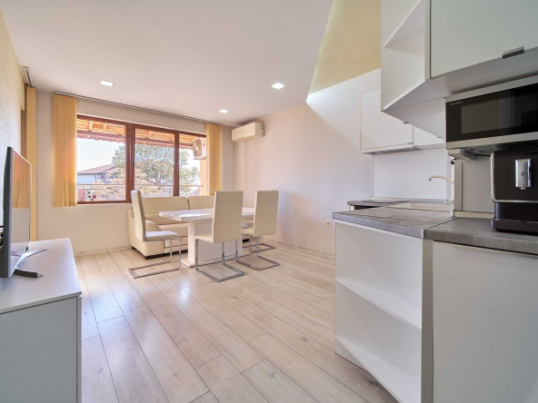 Двустаен апартамент в Варна, Виница - 56 кв.м за 2429 €/кв.м - Снимка #1