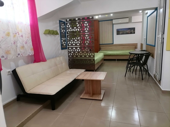 Дава се под наем Едностаен апартамент в Варна, Червен площад - 45 кв.м за 259.08 € - Снимка #1