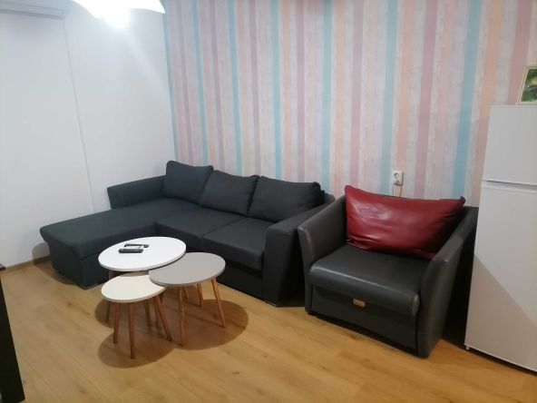 Дава се под наем Двустаен апартамент в Варна, Генералите - 70 кв.м за 612 € - Снимка #1