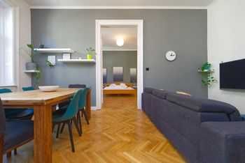 Тристаен апартамент в София, Манастирски ливади - 112 кв.м за 893 €/кв.м - Снимка #1