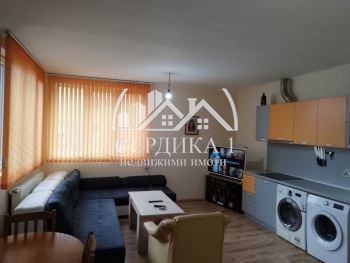 Етаж от къща в Самоков - 100 кв.м за 485 €/кв.м - Снимка #1