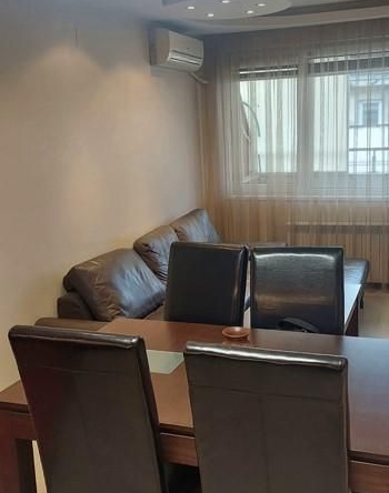 Дава се под наем Тристаен апартамент в София, Банишора - 92 кв.м за 650 € - Снимка #1