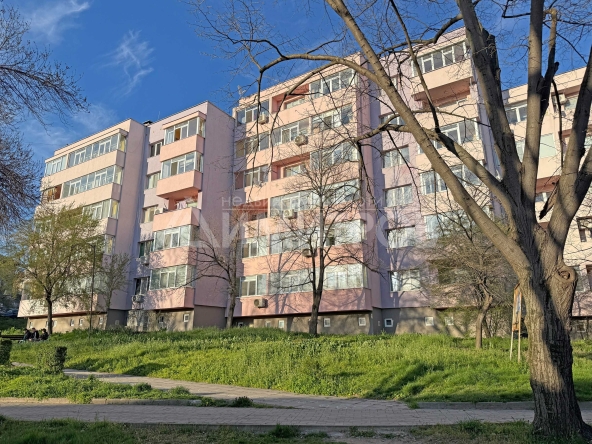 Тристаен апартамент в Нови пазар - 77 кв.м за 378 €/кв.м - Снимка #1