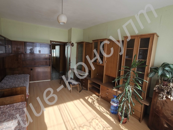 Тристаен апартамент в Велико Търново, Център - 70 кв.м за 1208 €/кв.м - Снимка #1