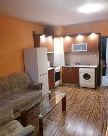 Дава се под наем Двустаен апартамент в София, Надежда 2 - 64 кв.м за 458.49 € - Снимка #1