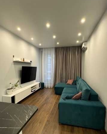 Дава се под наем Двустаен апартамент в София, Витоша - 69 кв.м за 450 € - Снимка #1