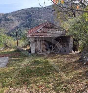 Къща в с. Врата, Област Пловдив - 210 кв.м за 881 €/кв.м - Снимка #1