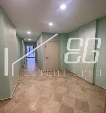 Дава се под наем Офис в Варна, Гранд Мол Варна - 50 кв.м за 433.5 € - Снимка #1