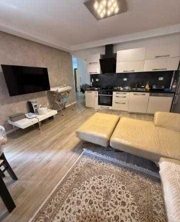 Дава се под наем Двустаен апартамент в София, Център - 55 кв.м за 397.8 € - Снимка #1