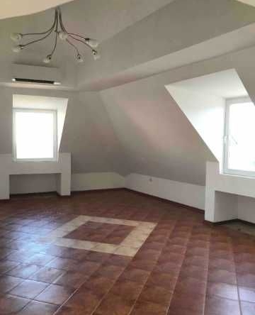 Мезонет в София, Гео Милев - 165 кв.м за 5 €/кв.м - Снимка #1