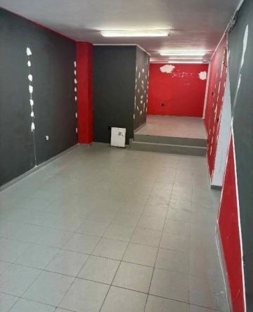 Дава се под наем Магазин в София, Слатина - 44 кв.м за 498.27 € - Снимка #1