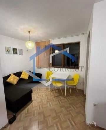 Дава се под наем Двустаен апартамент в Варна, Централна поща - 48 кв.м за 357 € - Снимка #1