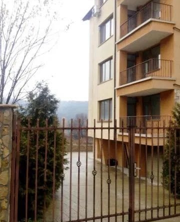 Двустаен апартамент в Варна, Базар Левски - 74 кв.м за 973 €/кв.м - Снимка #1