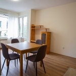 Дава се под наем Двустаен апартамент в София, Център - 60 кв.м за 586.5 € - Снимка #1