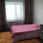 Дава се под наем Тристаен апартамент в Пловдив, Остромила - 89 кв.м за 280.5 € - Снимка #1