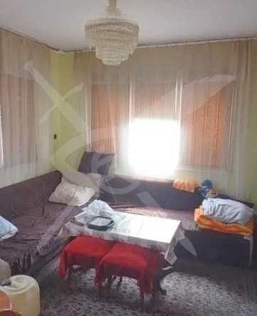 Етаж от къща в Карлово - 300 кв.м за 185 €/кв.м - Снимка #1
