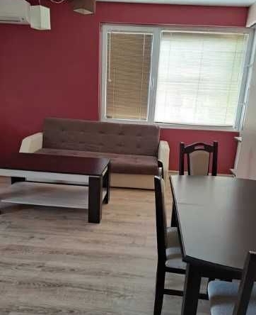 Дава се под наем Двустаен апартамент в Пловдив, Център - 60 кв.м за 325 € - Снимка #1